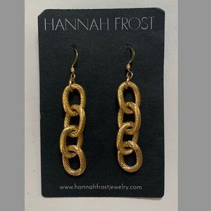 Hannah Frost - Twisted Chain Earrings